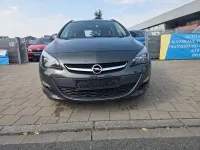 Gebraucht Opel Astra Selection 110 PS (80 kW) 2016 Grau Kombi