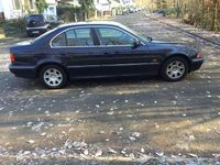 Gebraucht BMW 520 150 PS (110 kW) 1998 Blau Limousine