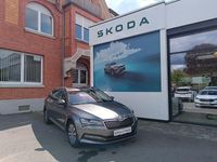 Gebraucht Skoda Superb Style 150 PS (110 kW) 2023 Grau Kombi