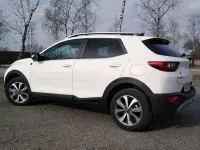 Gebraucht Kia Stonic Exclusive 84 PS (61 kW) 2024 Weiß SUV