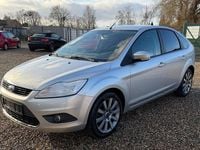 Gebraucht Ford Focus 125 PS (91 kW) 2010 Silber Limousine