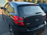 Gebraucht Ford Ka Plus 85 PS (62 kW) 2017 Schwarz Kleinwagen