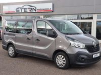Second-hand Renault Trafic Expression 145 CP (106 kW) 2016 Gri Monovolum