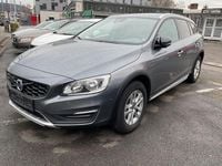 Gebraucht Volvo V60 CC Momentum 150 PS (110 kW) 2017 Kombi