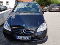 Gebraucht Mercedes A160 99 PS (72 kW) 2009 Schwarz metallic Limousine