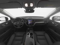 Gebraucht Volvo XC60 Plus 197 PS (144 kW) 2023 Onyx black / SUV