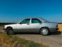 Gebraucht Mercedes 190 90 PS (66 kW) 1993 Silber Limousine