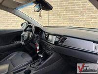 Gebraucht Kia Niro First Edition 141 PS (103 kW) 2017 Grau SUV