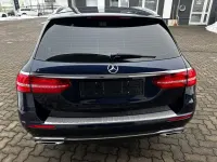 Gebraucht Mercedes E220 194 PS (142 kW) 2016 Blau Limousine