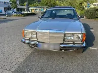 Gebraucht Mercedes 230 136 PS (100 kW) 1981 Silber Coupé