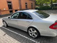 Gebraucht Mercedes E320 224 PS (164 kW) 2007 Grau Limousine