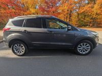 Gebraucht Ford Kuga Titanium 182 PS (133 kW) 2016 Grau SUV