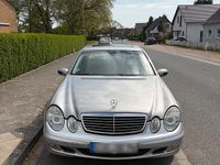 Second-hand Mercedes E270 177 CP (130 kW) 2003 Gri Berlinǎ