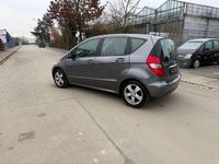 Gebraucht Mercedes A160 95 PS (69 kW) 2012 Grau Limousine