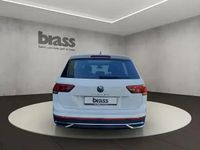 Second-hand VW Tiguan Elegance 150 CP (110 kW) 2023 Alb SUV
