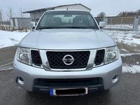 Gebraucht Nissan Navara 190 PS (139 kW) 2013 Silber Pickup