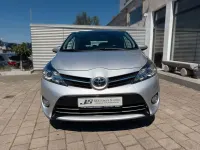 Gebraucht Toyota Verso Skyview Edition 111 PS (81 kW) 2014 Silber Van / Kleinbus