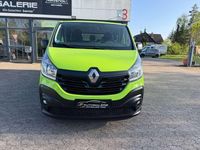 Second-hand Renault Trafic Expression 125 CP (91 kW) 2016 Verde Monovolum