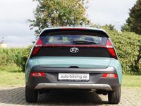 Gebraucht Hyundai Bayon 84 PS (61 kW) 2024 Grün SUV