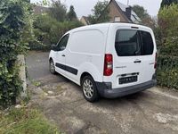 Gebraucht Peugeot Partner 75 PS (55 kW) 2008 Weiß Van / Kleinbus