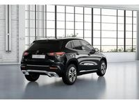 Gebraucht Mercedes GLA200 Progressive 163 PS (119 kW) 2025 Kosmosschwarz metallic SUV