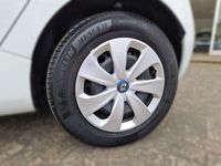 Gebraucht Renault Zoe Life 80 kW (109 PS) 2020 Arktisweiß Kleinwagen