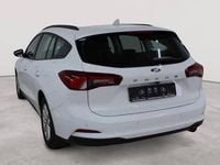 Gebraucht Ford Focus Cool & Connect 120 PS (88 kW) 2022 Weiß Limousine
