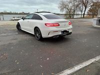 Gebraucht Mercedes 220 204 PS (150 kW) 2017 Weiß Coupé
