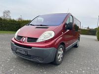 Gebraucht Renault Trafic 114 PS (83 kW) 2008 Rot Van / Kleinbus