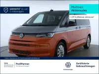 Gebraucht VW Multivan Life 150 PS (110 kW) 2025 Orange Van / Kleinbus