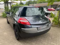 Gebraucht Renault Mégane II Authentique 111 PS (81 kW) 2006 Grau Limousine