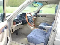 Gebraucht Mercedes 300 243 PS (178 kW) 1987 Andere außenfarben Limousine