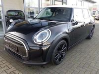 Gebraucht Mini Cooper Classic 136 PS (100 kW) 2023 Midnight black ii Kleinwagen