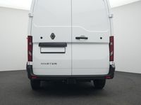 Gebraucht Renault Master 131 PS (96 kW) 2025 Mineralweiß Van