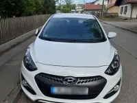Gebraucht Hyundai i30 Classic 101 PS (74 kW) 2016 Weiß Limousine