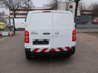 Gebraucht Opel Vivaro 120 PS (88 kW) 2021 Weiß Van / Kleinbus