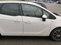 Gebraucht Opel Meriva 95 PS (69 kW) 2016 Weiß Van / Kleinbus