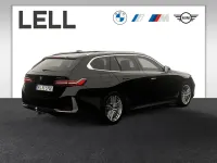 Neu BMW i5 Sport Line 250 kW (340 PS) 2026 Saphirschwarz Kombi