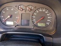 Gebraucht VW Golf IV 75 PS (55 kW) 2002 Gelb Kleinwagen