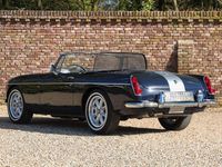 Second-hand MG B 95 CP (69 kW) 1966 Albastru Cabrio