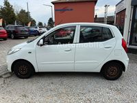 Gebraucht Hyundai i10 Classic 69 PS (50 kW) 2012 Weiß Kleinwagen