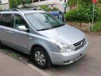 Gebraucht Kia Carnival 185 PS (136 kW) 2007 Silber Van / Kleinbus