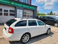 Gebraucht Skoda Octavia 152 PS (111 kW) 2010 Weiß Kombi