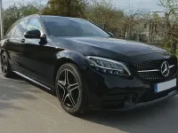 Gebraucht Mercedes C180 AMG 156 PS (114 kW) 2021 Schwarz Limousine