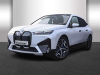 Gebraucht BMW iX 239 kW (326 PS) 2023 Mineral weiss metallic SUV
