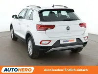 Gebraucht VW T-Roc Life 110 PS (80 kW) 2023 Pure white SUV