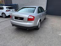 Second-hand Audi A4 163 CP (119 kW) 2002 Argintiu Berlinǎ