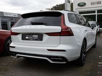 gebraucht Volvo V60 Kombi 2.0 R Design Recharge Plug-In Hybrid AWD