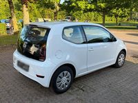 Second-hand VW up! 60 CP (44 kW) 2018 Alb Hatchback