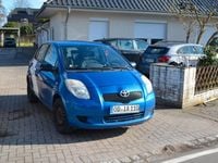 Gebraucht Toyota Yaris 69 PS (50 kW) 2007 Blau Kleinwagen
